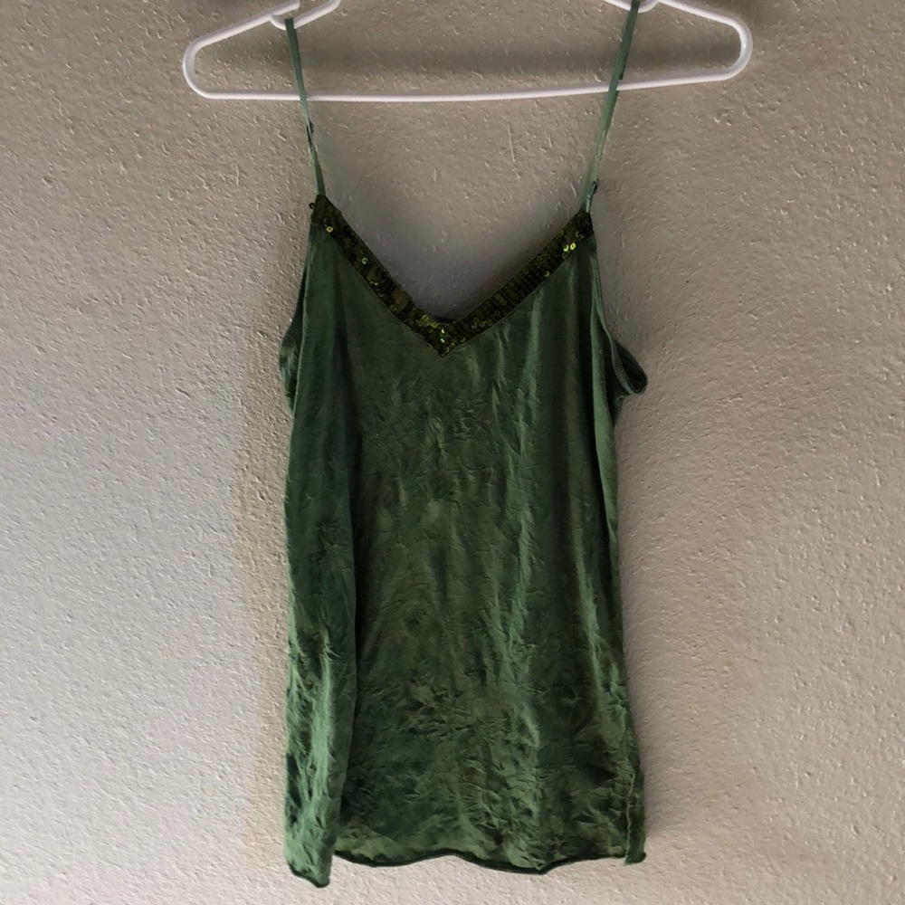 Green straps